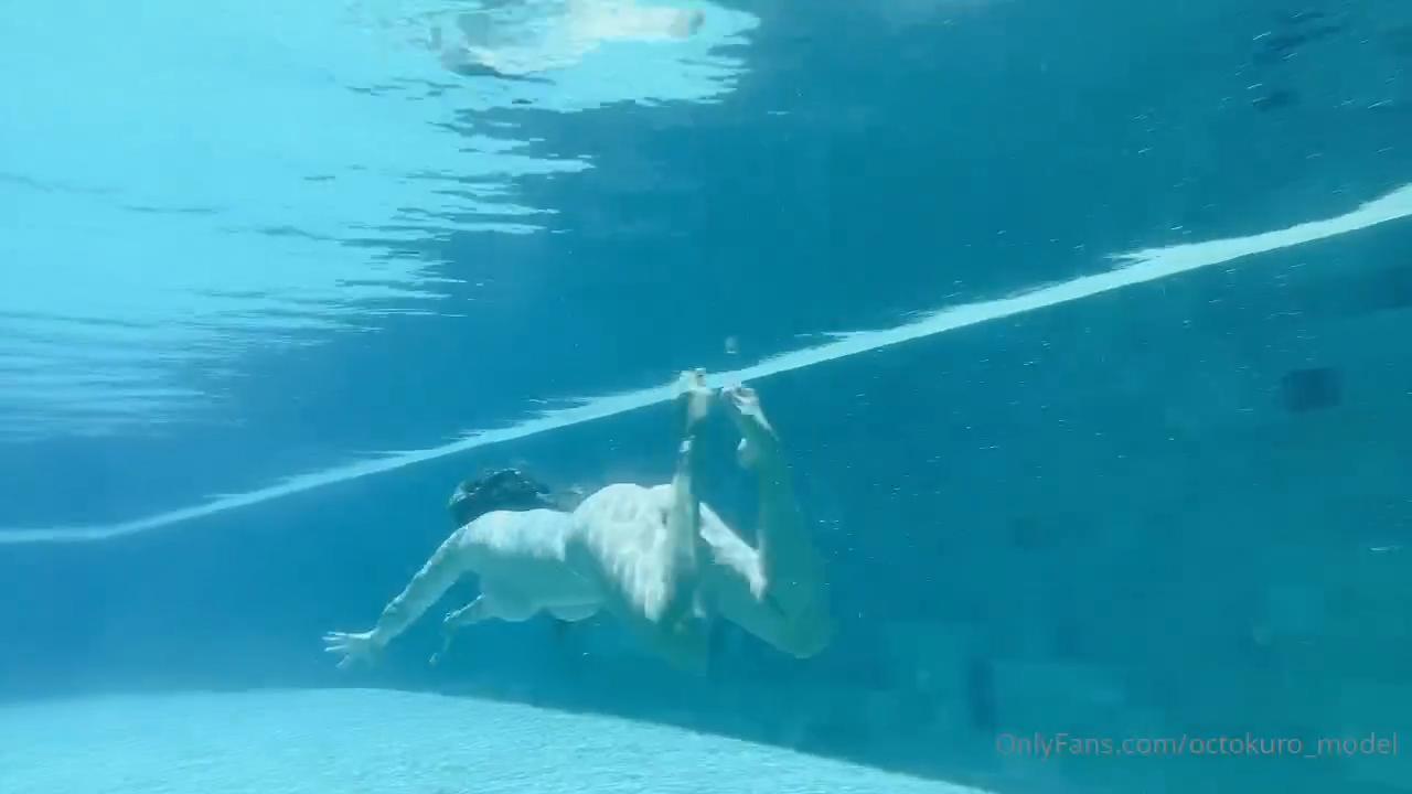 Octokuro Naked Swiming Porn 3